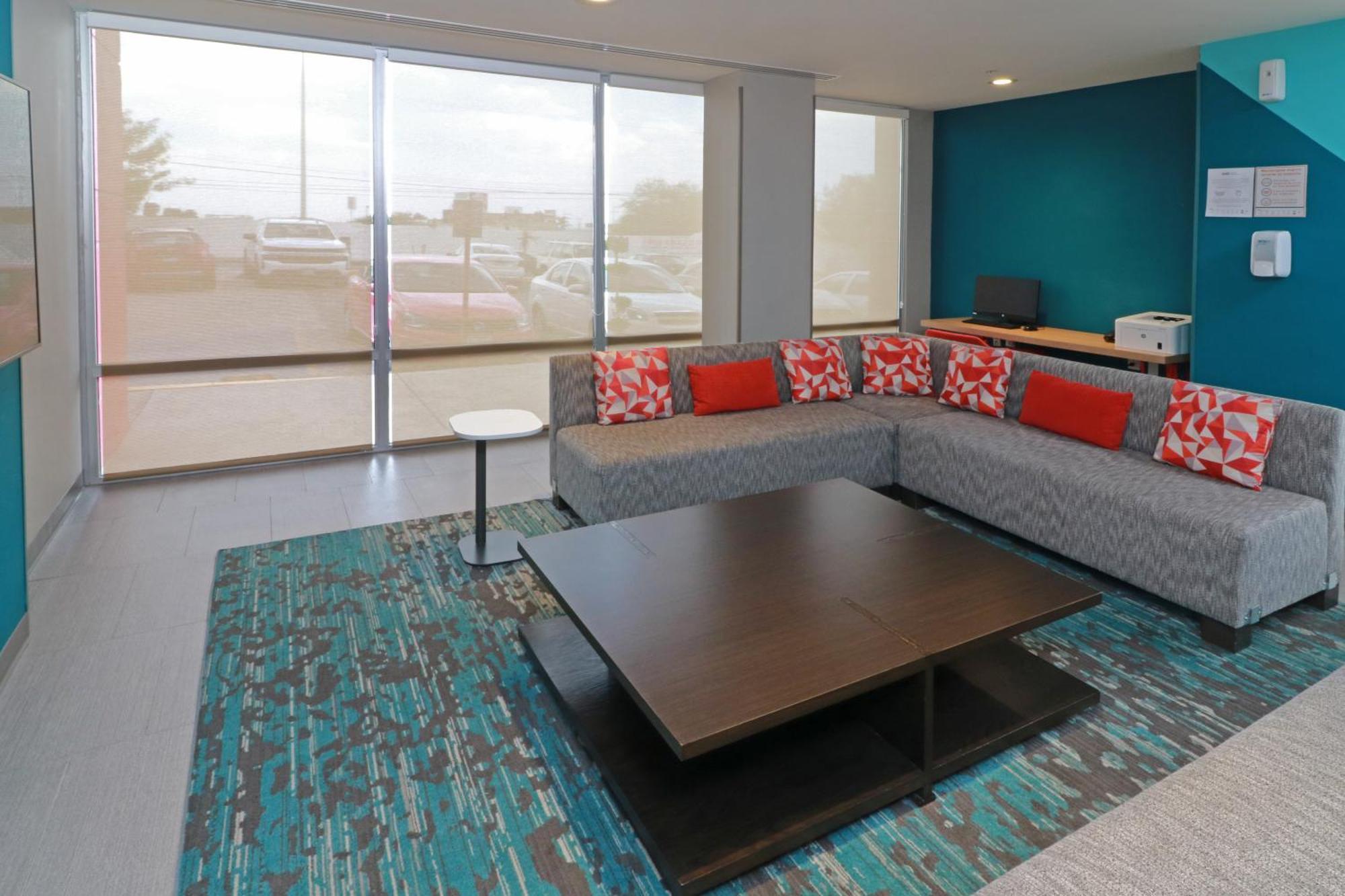 Avid Hotels - Tijuana - Otay By Ihg Eksteriør billede